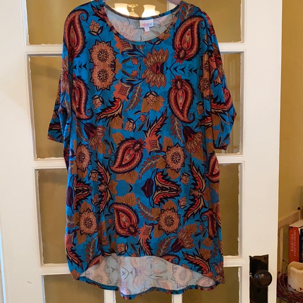LulaRoe Irma Tunic